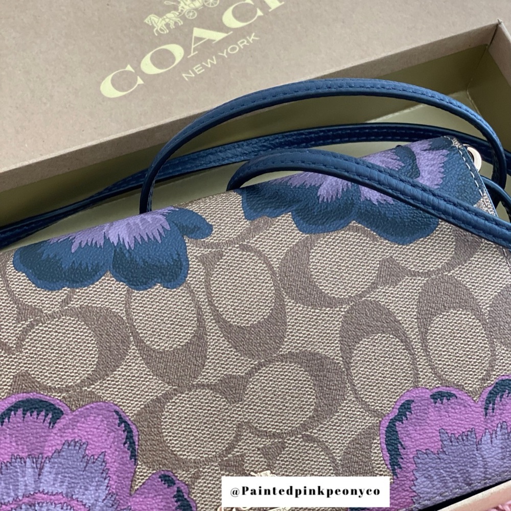 🆕 COACH | Purple Floral Purse BOXED - Picture 16 of 16